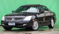 VERADA (KW) Saloon ot 2004 do 2005